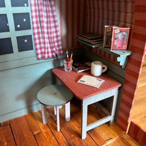 Kids Room Mouse Mansion to Go