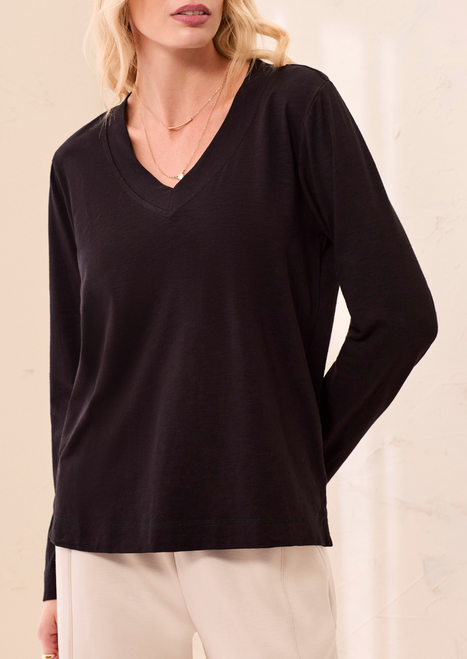 Black Long Sleeve V-Neck T-Shirt