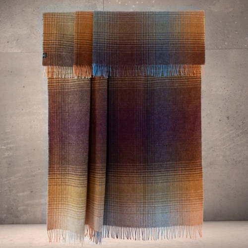 Highland Tweeds Throw - Shetland Lambswool Ombre (Burgundy)