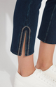 Split Embroid Jean Legging