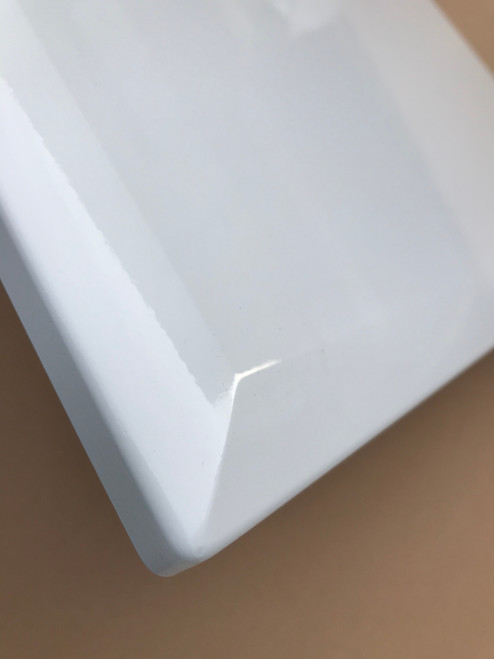 Bevel Edge Gloss White Door