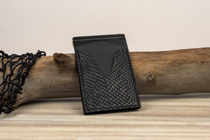 Money Clip With Exterior Credit Card Pockets Money Clip With Exterior Credit Card Pockets