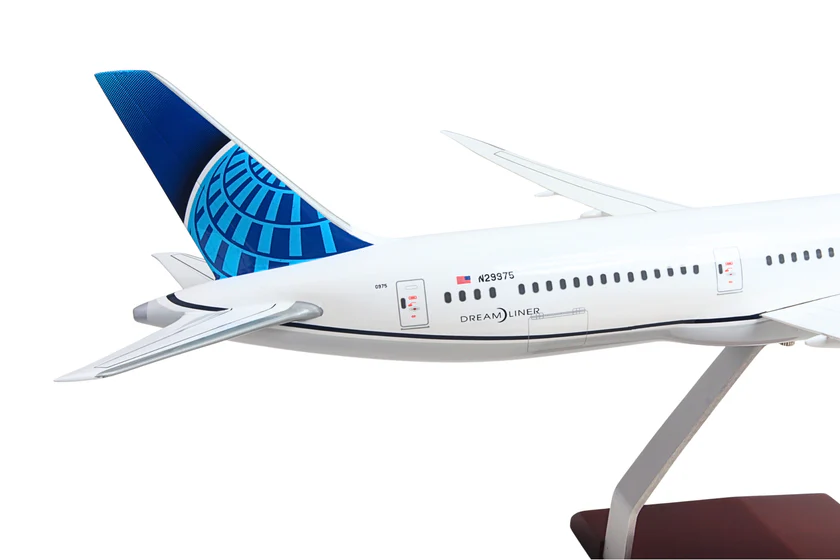 United 787-9 Dreamliner Model Airplane