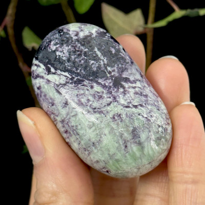 Rock, Crystals, and Gemstones | Canada and US Wholesale