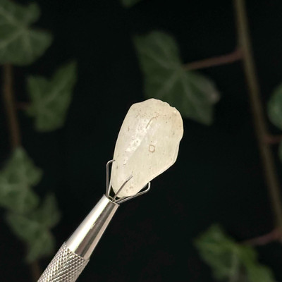 Libyan Desert Glass - Libyan Gold Tektite- A Grade- 4.0g- 12410