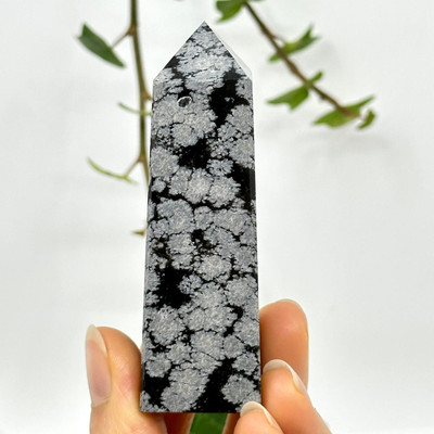 Snowflake Obsidian Tower- 13136