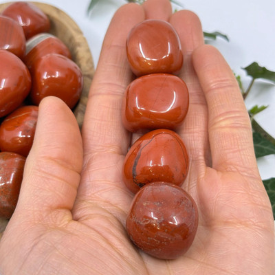 Red Jasper Tumble- 13318