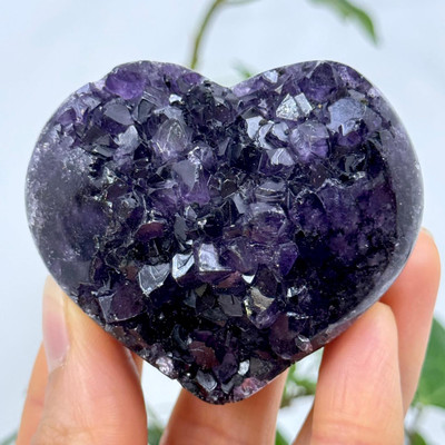 Dark Purple Amethyst Heart from Uruguay- 13352 Dark Purple Amethyst Heart from Uruguay- 13352