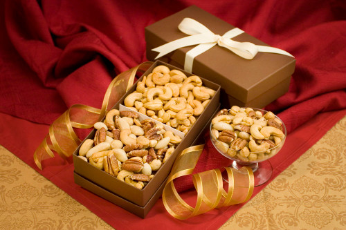 Send Premium Almonds N Handmade Jewellery Box Gift Online, Rs.1360 |  FlowerAura