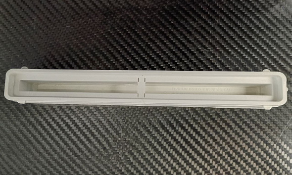 8 1/2in. Fin Box, White