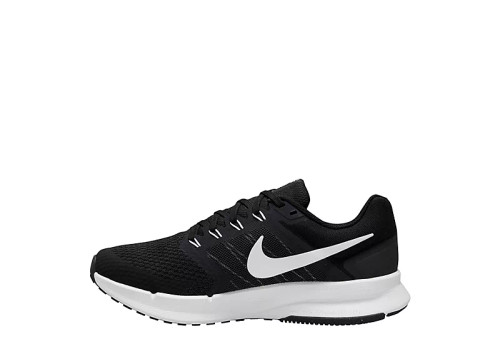 Nike Women's Run Swift 3 Sneaker