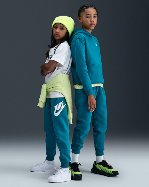 Nike Big Kids Fleece Joggers (FD2995) Nike Big Kids Fleece Joggers (FD2995)