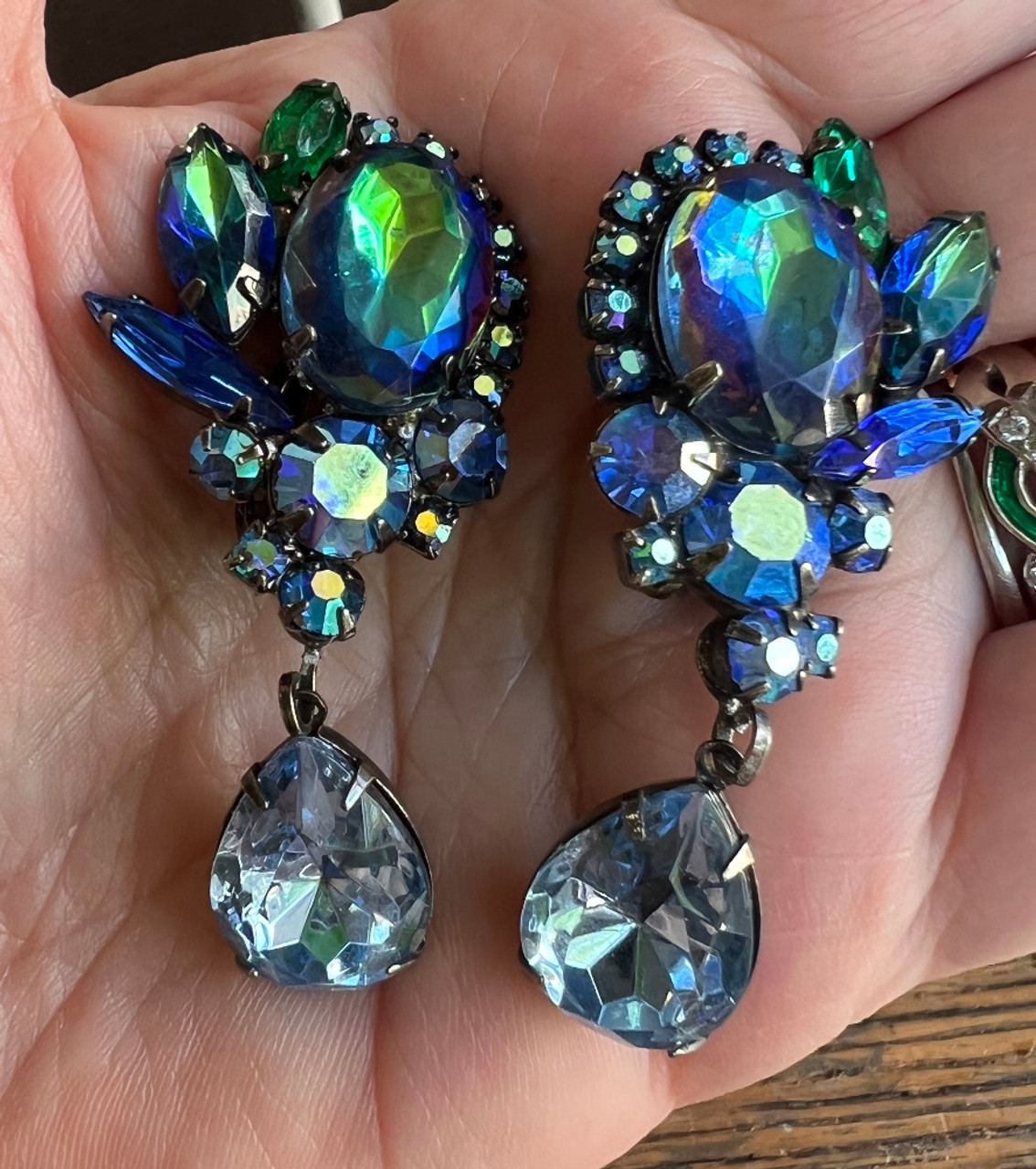 Vintage Juliana AB Blue Green Watermelon Aurora Borealis Rhinestone Cluster  Statement Earrings