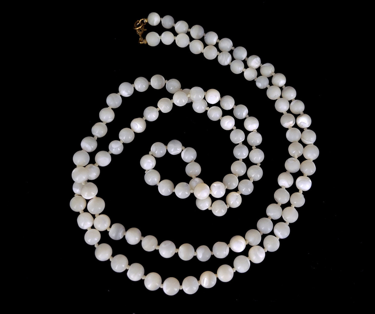 IRIS & LILY | Jewelry | Mother Of Pearl Pearl Necklace Iris Lily | Poshmark