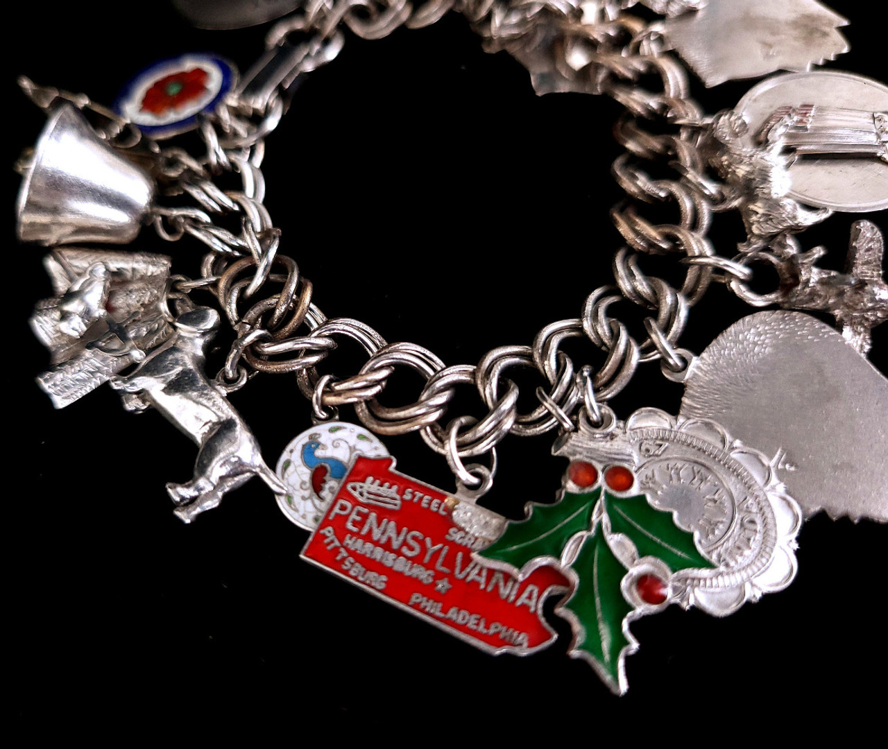 Vintage Sterling Silver Christmas Theme Charm Bracelet