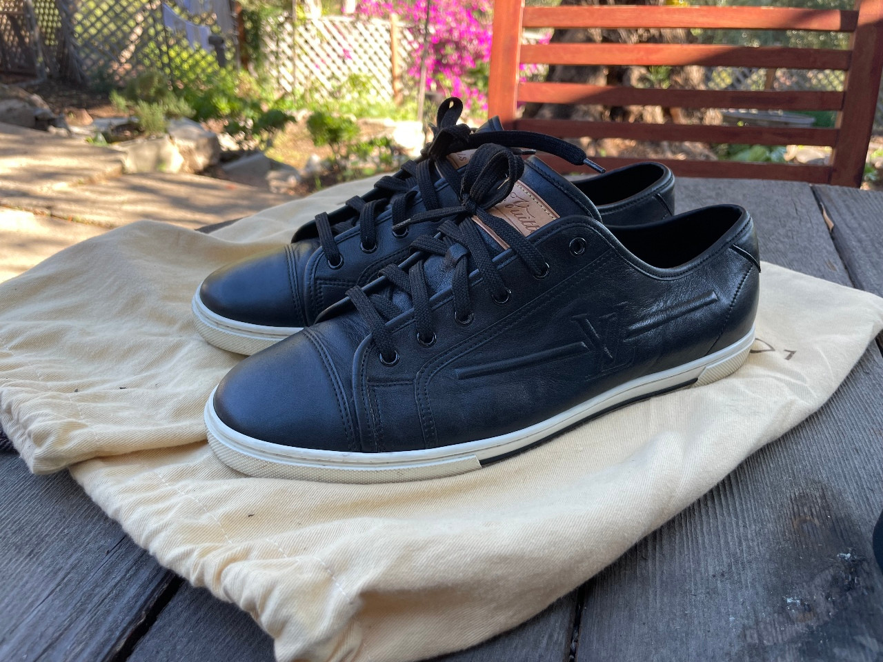 LOUIS VUITTON Repaired & Upcycled STARDUST BLACK SNEAKERS MENS 7, WOMENS  9-9.5