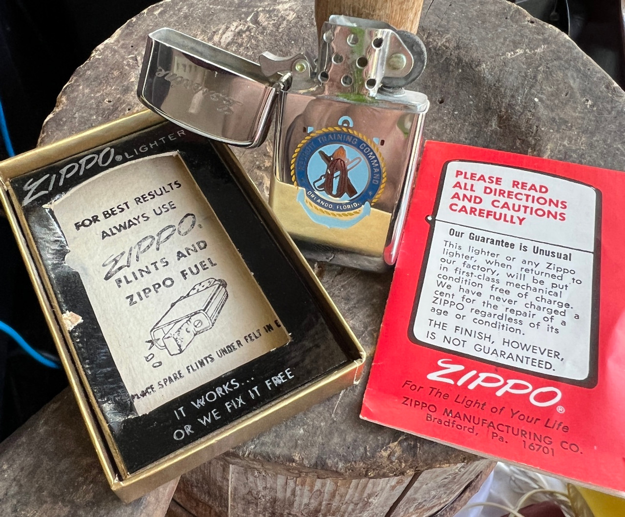 Vintage Zippo 1976 Lighter Vietnam Navy Military Original Box