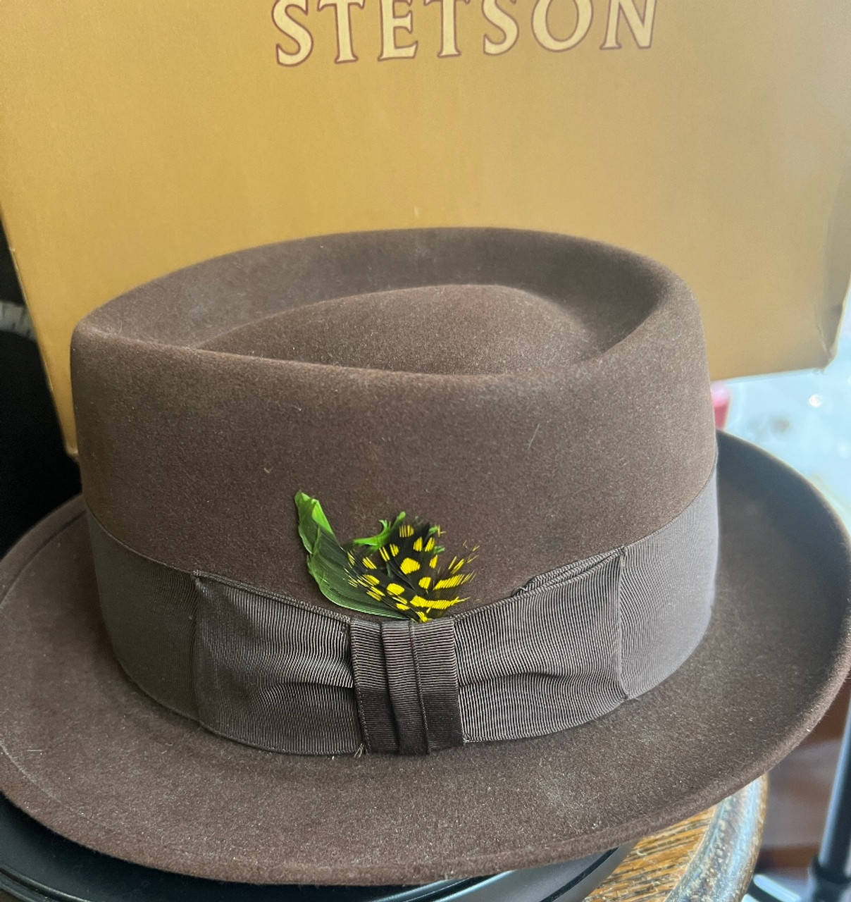 Vintage Royal Stetson Whippet Fedora Hat 6 1/2 Unisex 1930-40's w Box Brown  Feather - Ellis Antiques