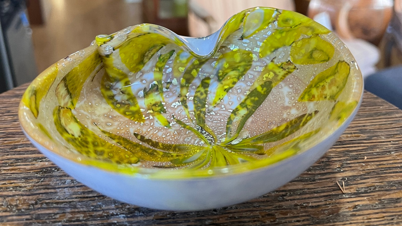 Vintage MCM Murano Glass Tutti Frutti Gold Leaf Candy Bowl