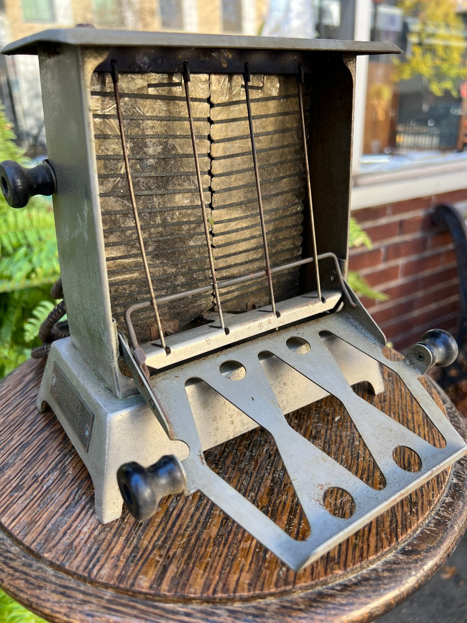 Antique 1920's Pincher Toaster by RIMCO / Sears & Roebuck Swing