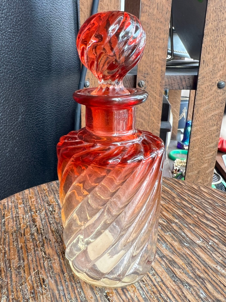 アンティーク パフュームガラス VTG Baccarat Glass Perfume Bottle w Stopper Rose Tiente Cadmium