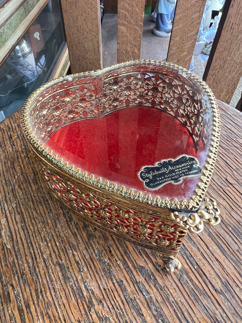 Vintage Stylebuilt 24K Gold Plated Heart Jewelry Box Casket Glass Filigree
