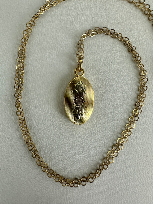 Vintage Art Nouveau Revival Yellow Rose Gold Filled Flower Engraved Locket 15”