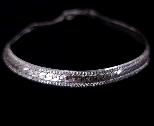 Vintage Sterling Silver Etched Herringbone Canadian Canada Chain Bracelet 8”