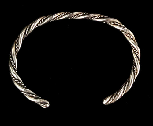 Vintage Sterling Silver Twist Navajo Rope Thin Small Wrist Cuff Bracelet 5.75”