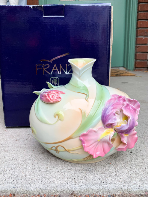 Rare Estate Franz Windswept Iris 3D Flower Design Porcelain Vase w Box Majolica