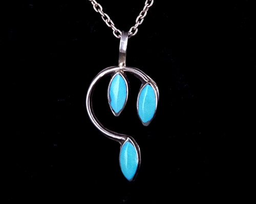 Vintage Mid Century Sterling Silver Navajo Blue Turquoise Pretty Pendant Necklace 18"