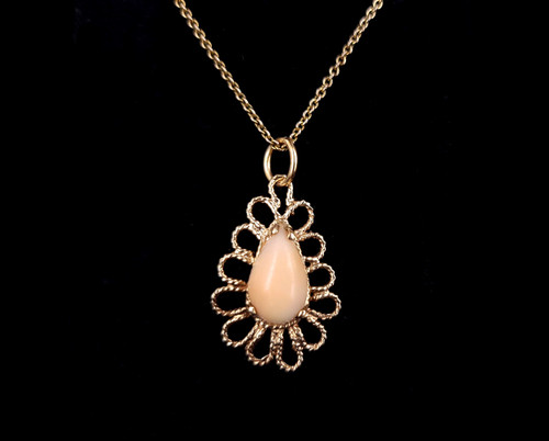 Vintage Mid Century 14k Gold Angel Skin Coral Floral Pendant Necklace 18"