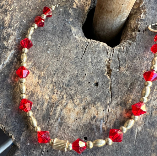 Vintage 14K GF Gold Filled Red Crystal  Swarovski Bead Beaded Bracelet 7 1/8"