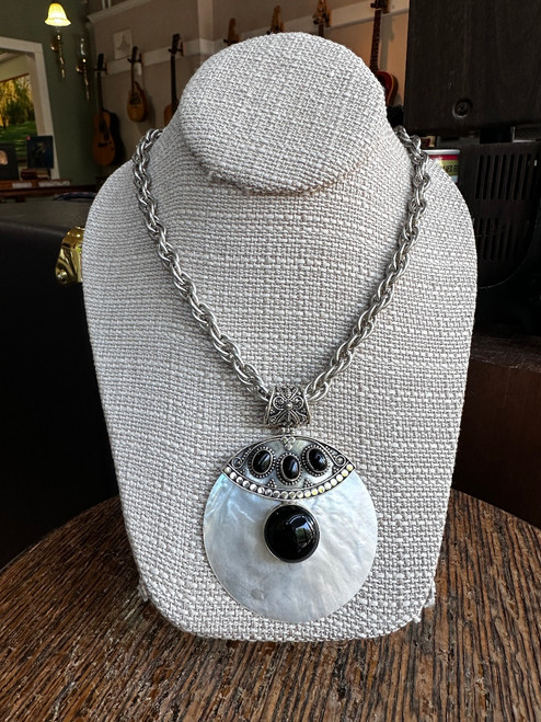 Vintage Sterling Bali Mother of Pearl/Black Onyx Pendant Meran Necklace 18"