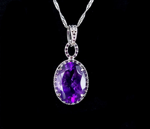 Vintage Silver Rich Purple Amethyst Semi Precious Gemstone Modern Pendant Necklace