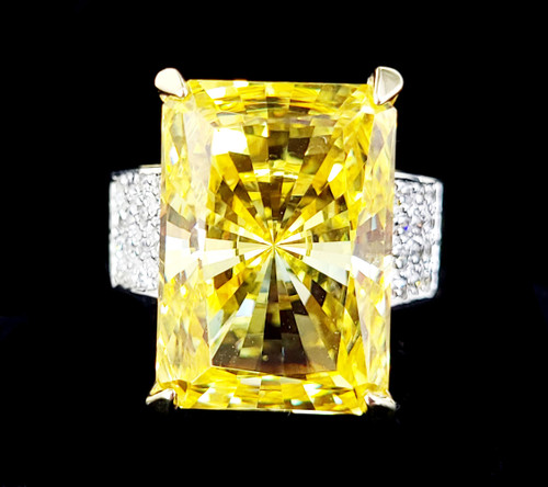 Vintage 14k Gold Fancy Cut Yellow Quartz Diamond CZ Elegant Statement Ring sz 7