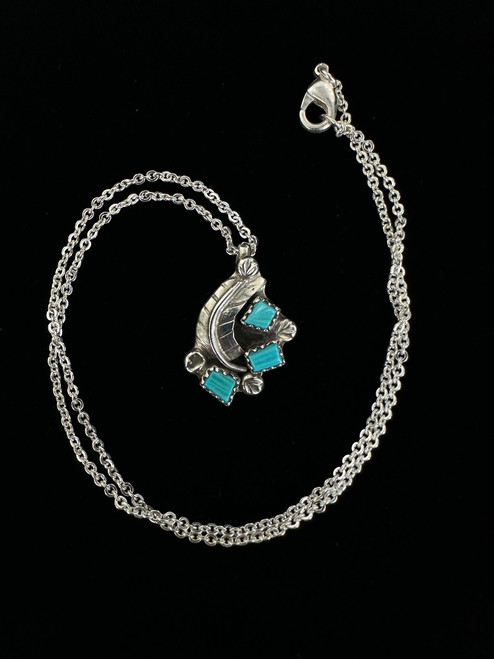 Vintage Sterling Silver Navajo Turquoise Carved Leaf Pendant Necklace 16”