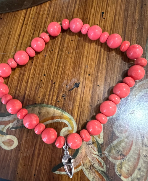 Estate Jay King Desert Trading Coral Sterling Person Charm Bead Stretch Bracelet