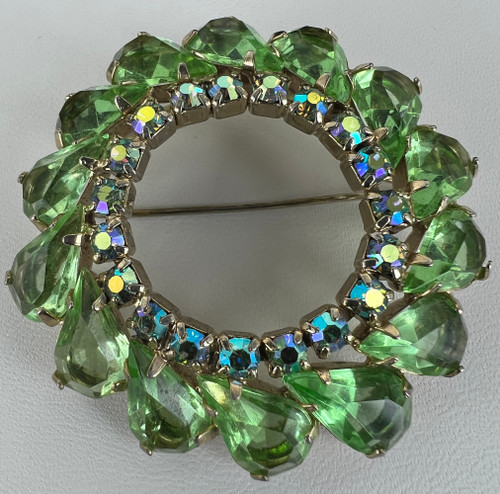 Vintage Juliana Wreath Pin Mid Century Pear Shaped Green Crystals Aurora Borealis