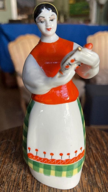 Vintage 1950’s USSR/Ukrainian Porcelain Figurine, Girl with Kumanets, Polonne