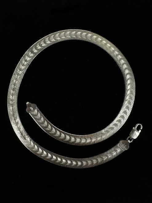 Vintage Sterling Silver 9 mm Wide Herringbone Chain Necklace 18”