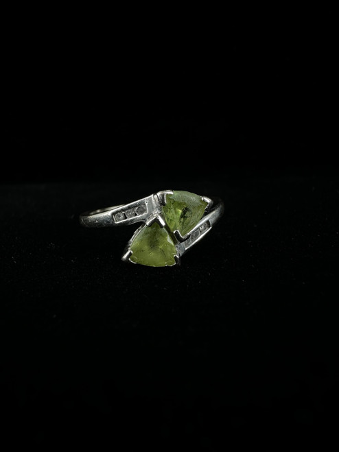 Vintage 10k White Gold Dual Peridot Trillion Cut Diamond Bypass Ring 6