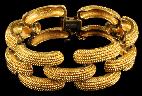 V intage Monet Elegant Gold textured finish Tank Link Bracelet 1960's 7"