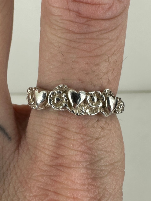 Vintage Sterling Silver Heart Flower Band Ring 7.75