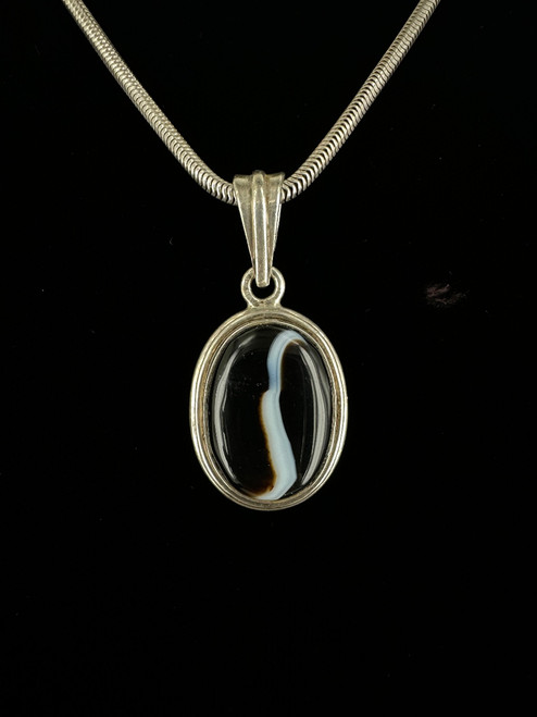 Vintage Sterling Silver Oval Banded Agate Pendant Necklace 24.5”