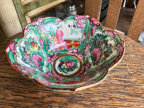 Vtg Rose Medallion Porcelain Scalloped Rim Bowl Japan Decorated Hong Kong JASA
