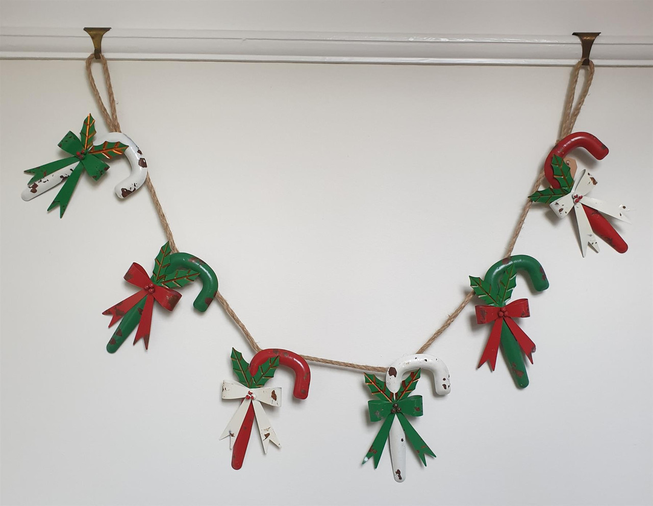 Metal Candy Cane Christmas Garland - Distressed Finish - 21cm x 140cm