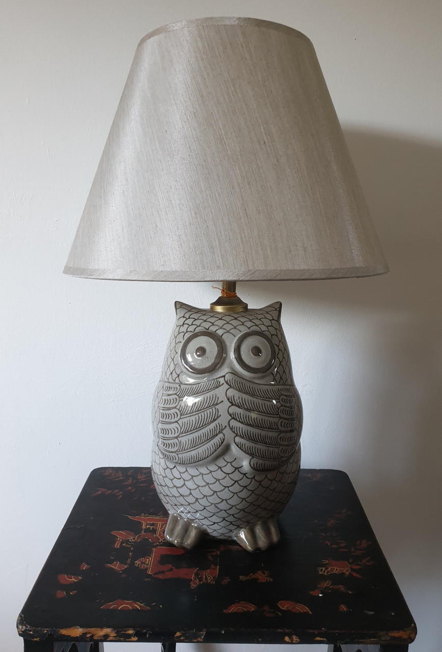 Chinese Owl Shaped Table Lamp with Golden Shade - 45cm