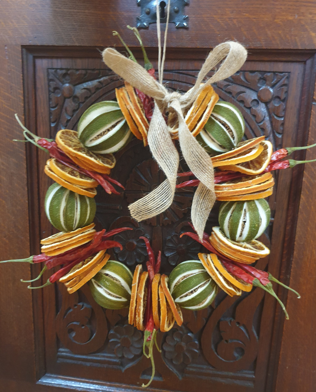 Dried Fruit Christmas Wreath - Green Oranges & Red Chillis  - Hessian Bow - 25cm