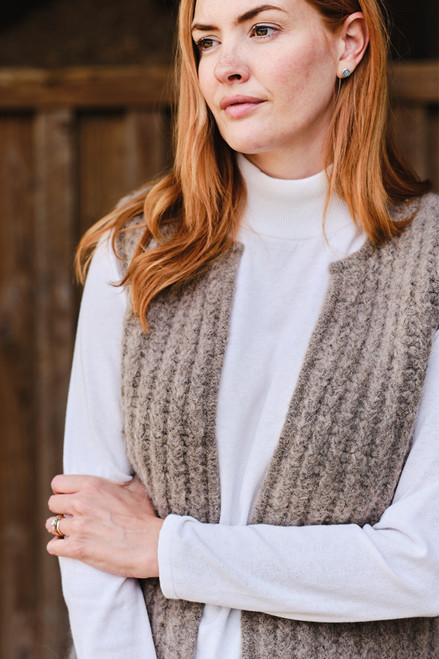 12 Ply Alpaca Ribbed Gilet in Natural